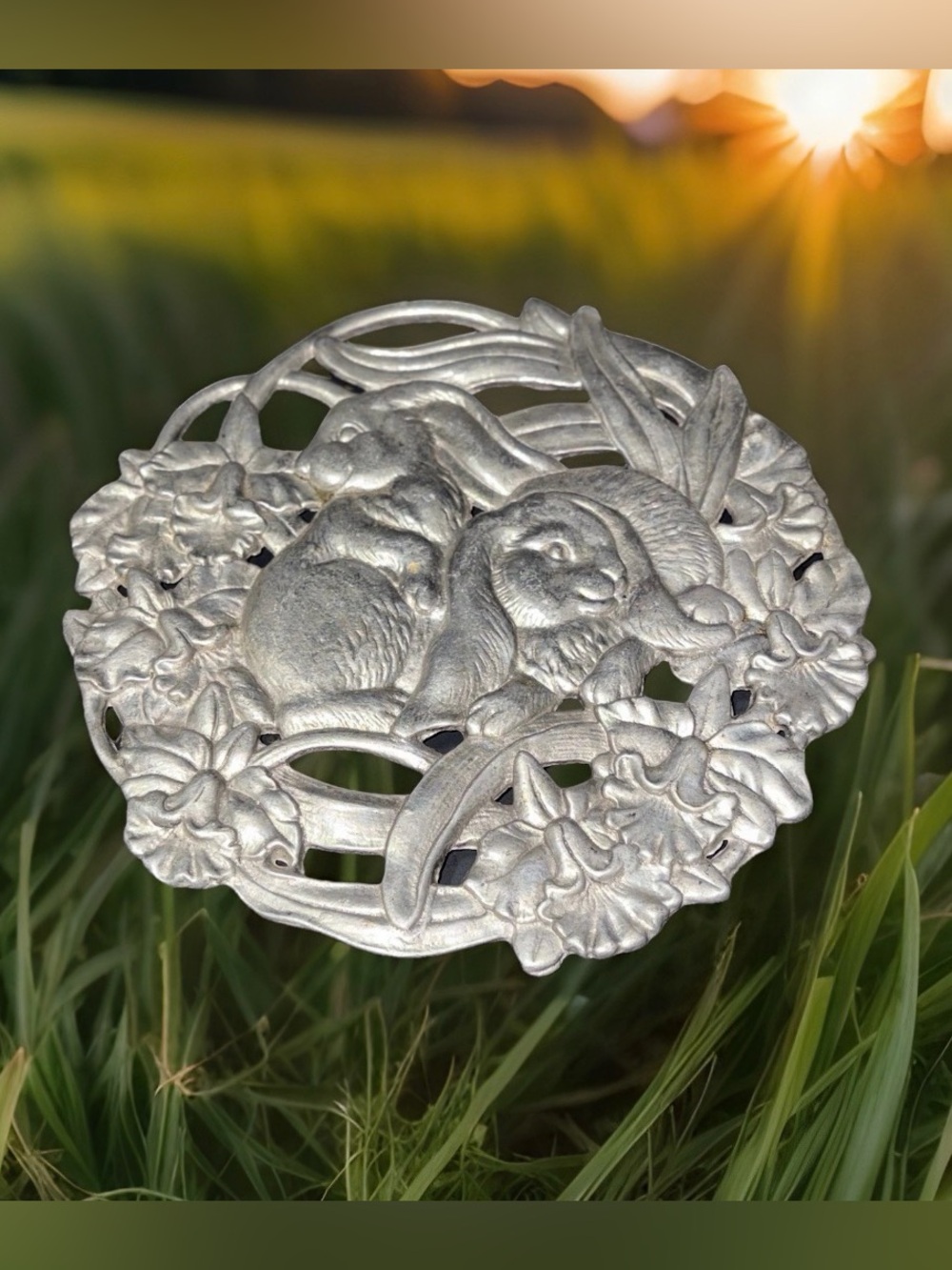 Arthur Court 1995 Bunny Rabbit Daffodil Aluminum Trivet 8 Inch Silver Tone Vtg